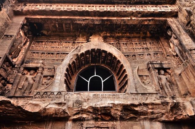 <img src="topinfo_bg.png" Ajanta Caves Ajanta-Ellora Tour From Delhi”>