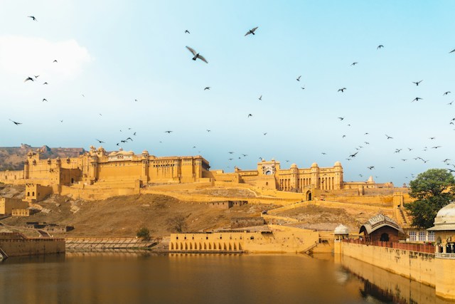 Amber Fort Jaipur – Vacation Tour Packages India