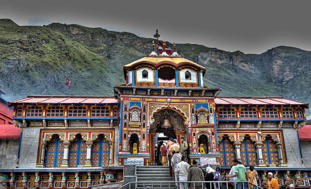 <img src="topinfo_bg.png" role=“Badrinath Temple Char Dham Yatra Package From Delhi”