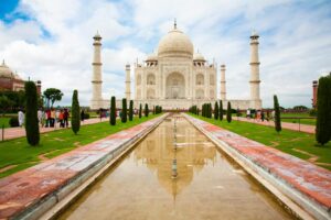 <img src=“topinfo_bg.png=“ Taj-Mahal India - Golden Triangle Holidays Package ”>