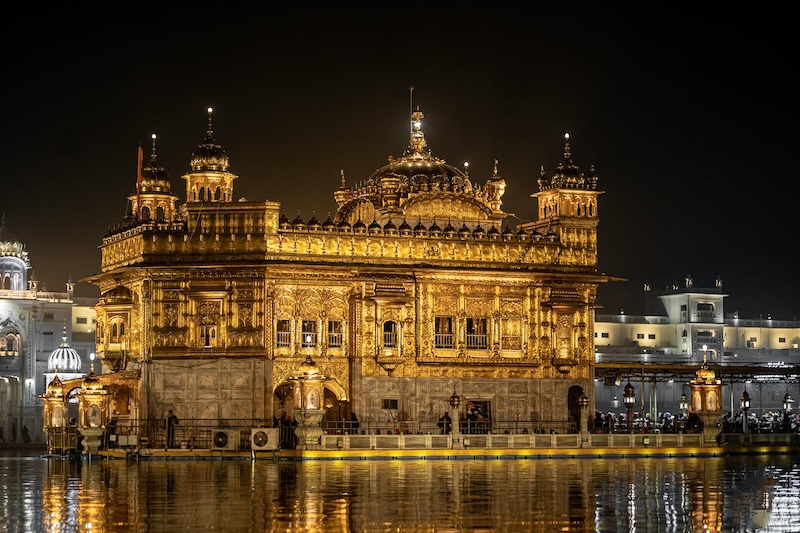 golden temple-Amritsar Tour Packages India